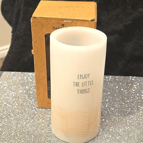 Living Grace Enjoy The Little Things LED Candle - Picture 2 of 5